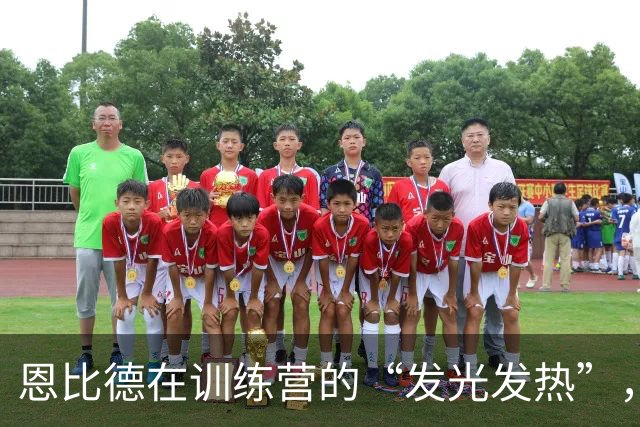 恩比德在训练营的“发光发热”，别担心，他状态佳！